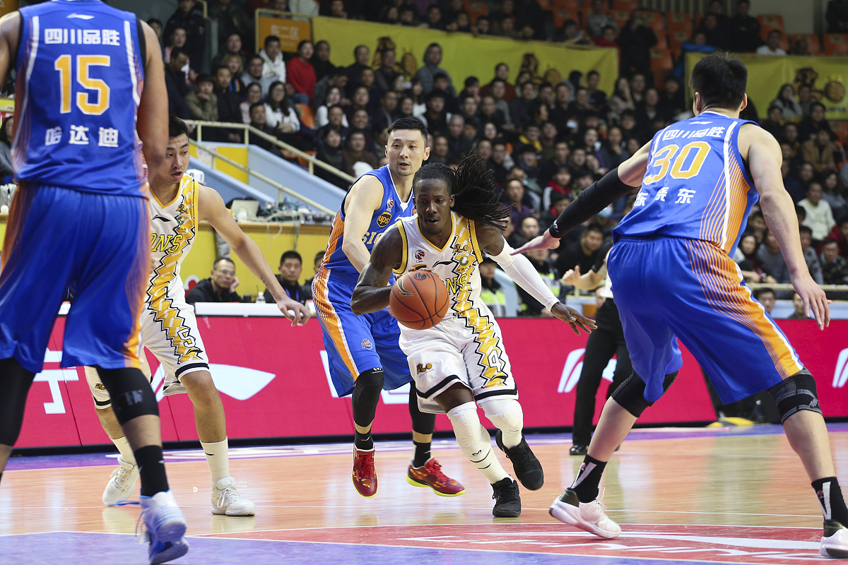 丹佛掘金发布备战花絮，今夜回应争议，欧冠任务艰巨，球队文化再被提及的简单介绍-九游sports